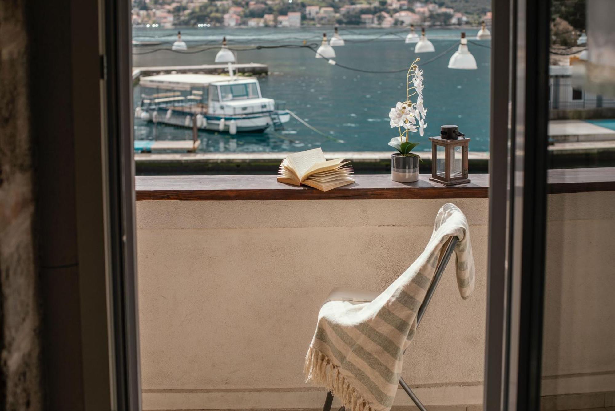 Step To Kotor Bay Guesthouse Kültér fotó